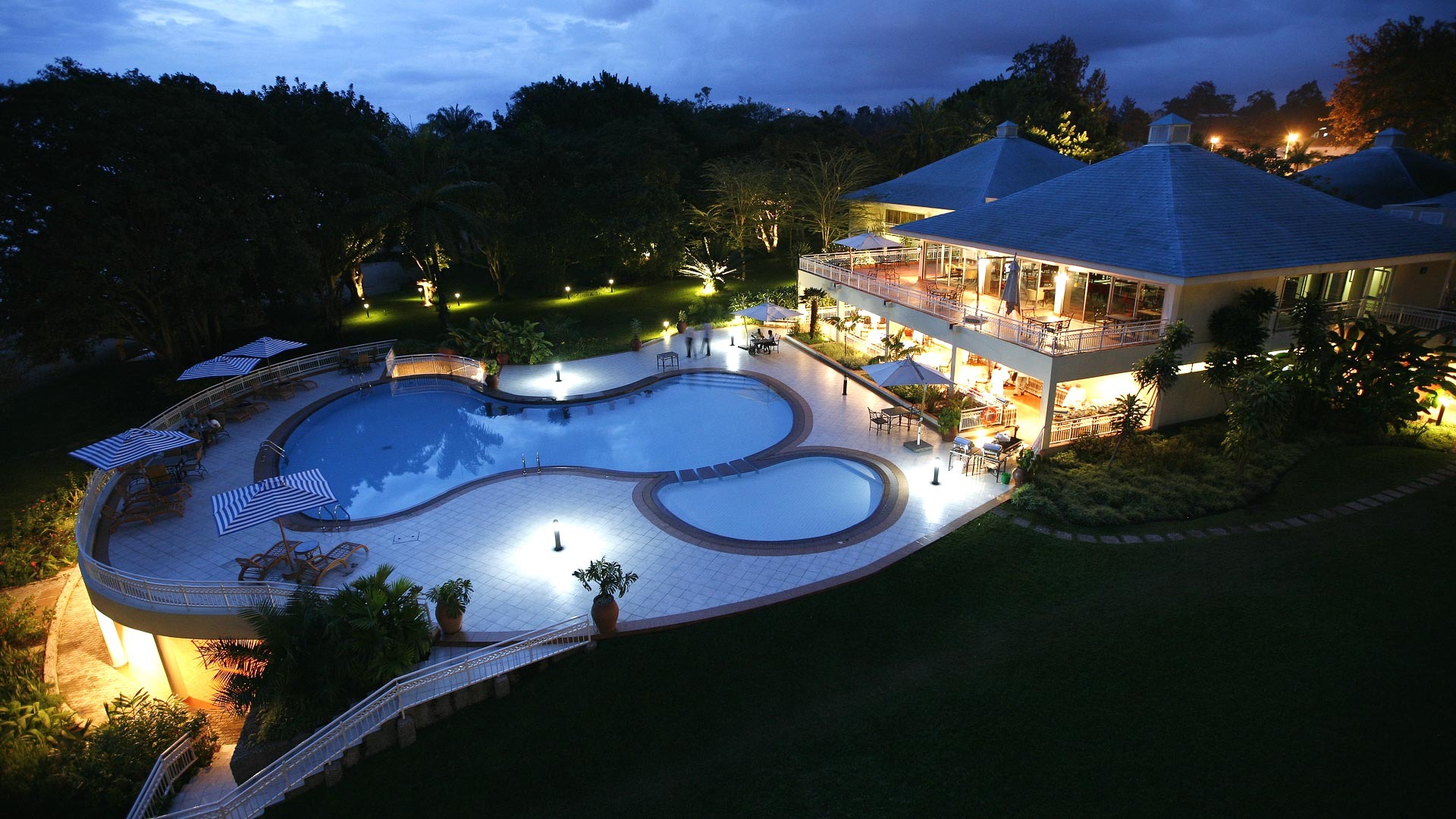 Lake Kivu Serena Hotel