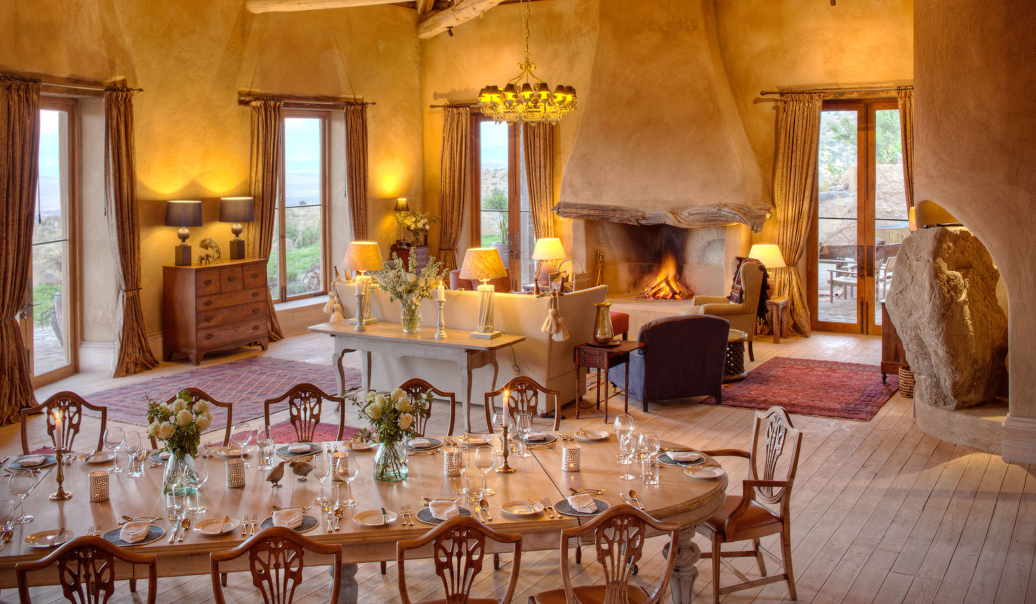 Dining at Lengishu House