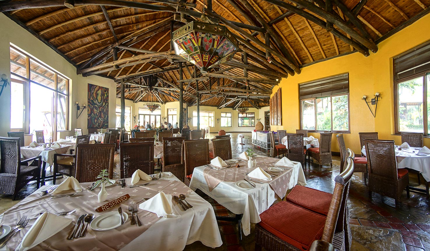 Dining at Ol Tukai Lodge