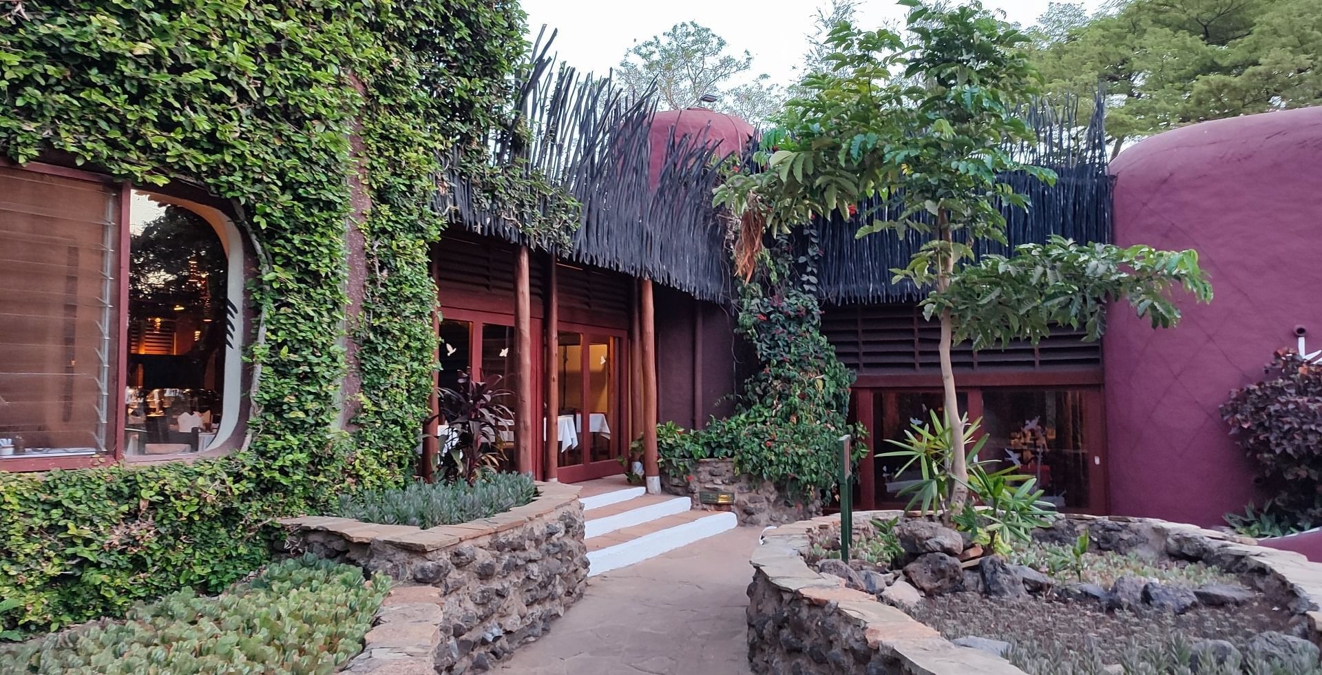 Amboseli Serena Safari Lodge - image 10