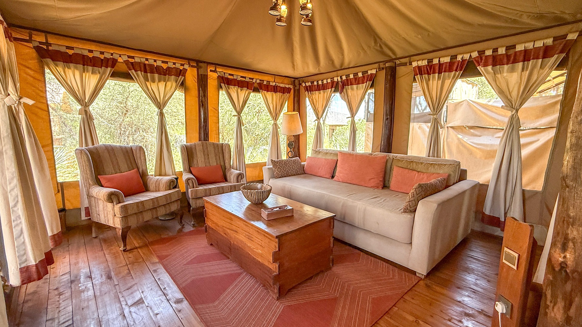 Deluxe Suite (Lapa & Lakira)