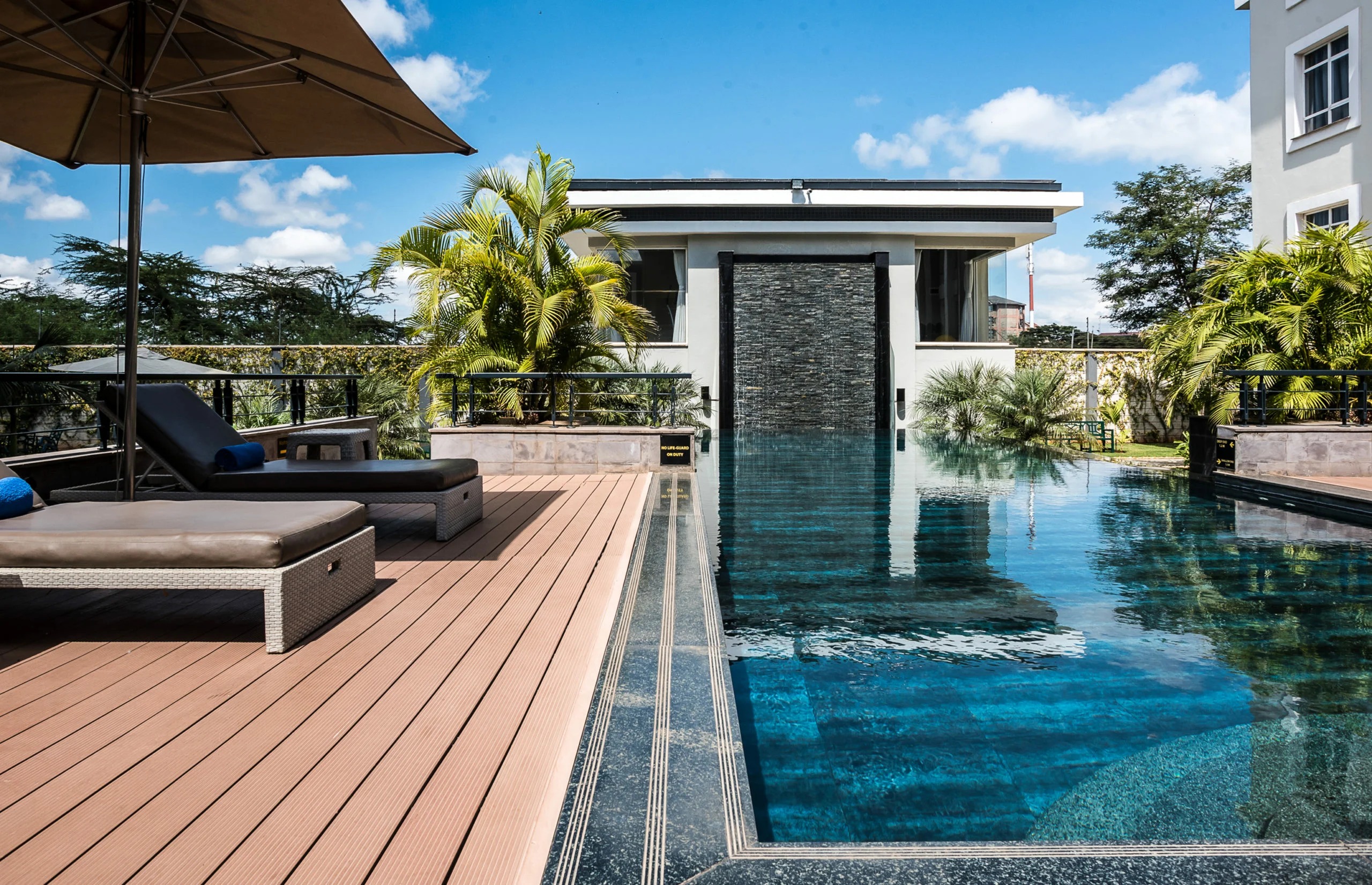 Eka Hotel - image 5
