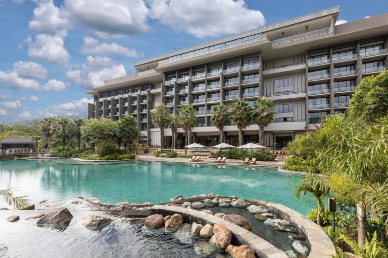 Gran Meliá Arusha luxury lodge, Arusha